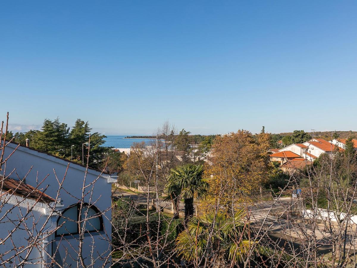 Holiday Appartment Tessa Πόρετς Εξωτερικό φωτογραφία